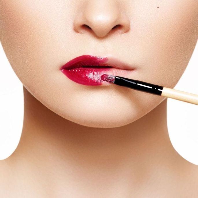 trucco per le feste, labbra rosse! trucco per le feste, labbra rosse!