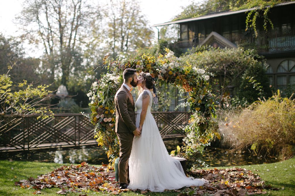 sposa e sposa cerimonia autunno sposa e sposa cerimonia autunno