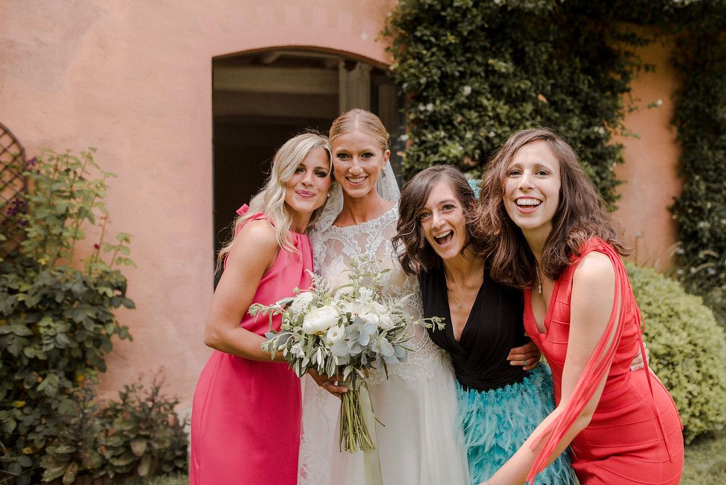 sposa con amiche sposa con amiche