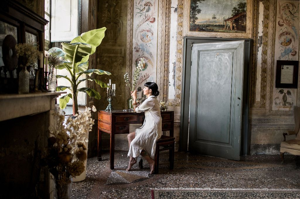 sposa tatuata si prepara sposa tatuata si prepara