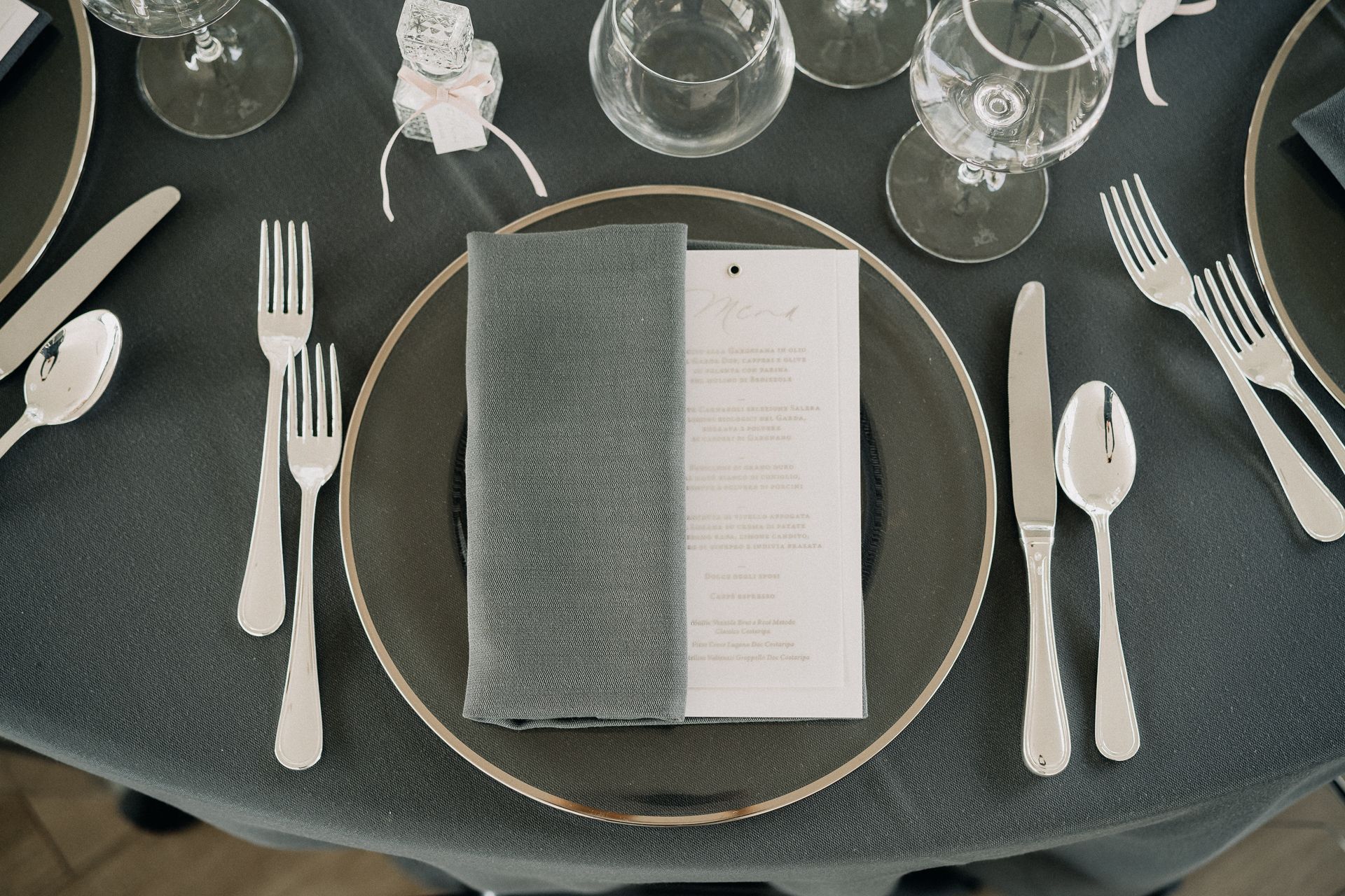 mise en place argento minimal mise en place argento minimal