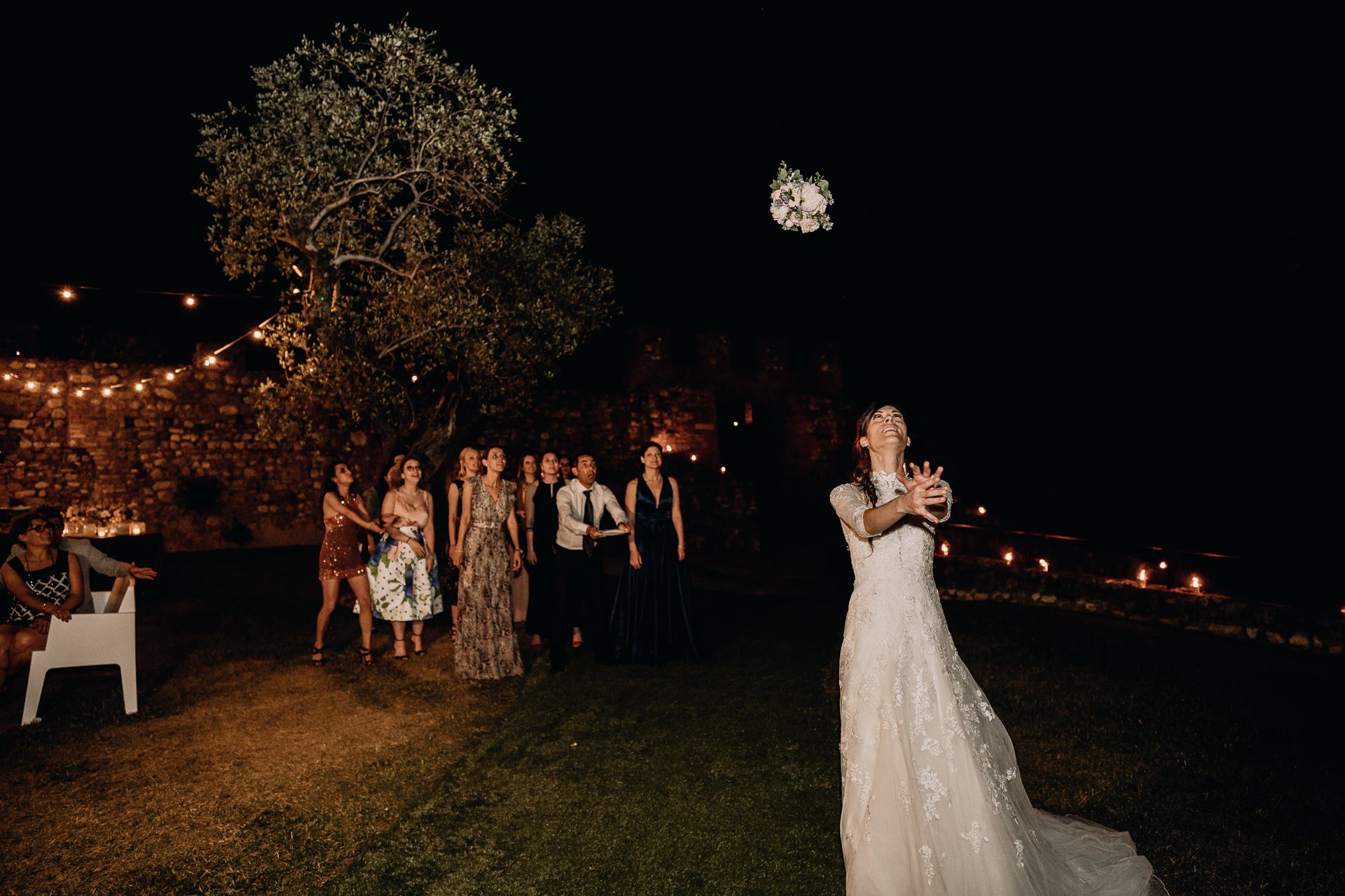 lancio del bouquet sposa brescia lancio del bouquet sposa brescia