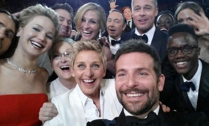 il selfie di ellen degeneres agli oscar 2014 il selfie di ellen degeneres agli oscar 2014