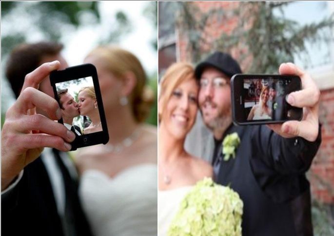 selfie: gli sposi si scattano foto da soli selfie: gli sposi si scattano foto da soli
