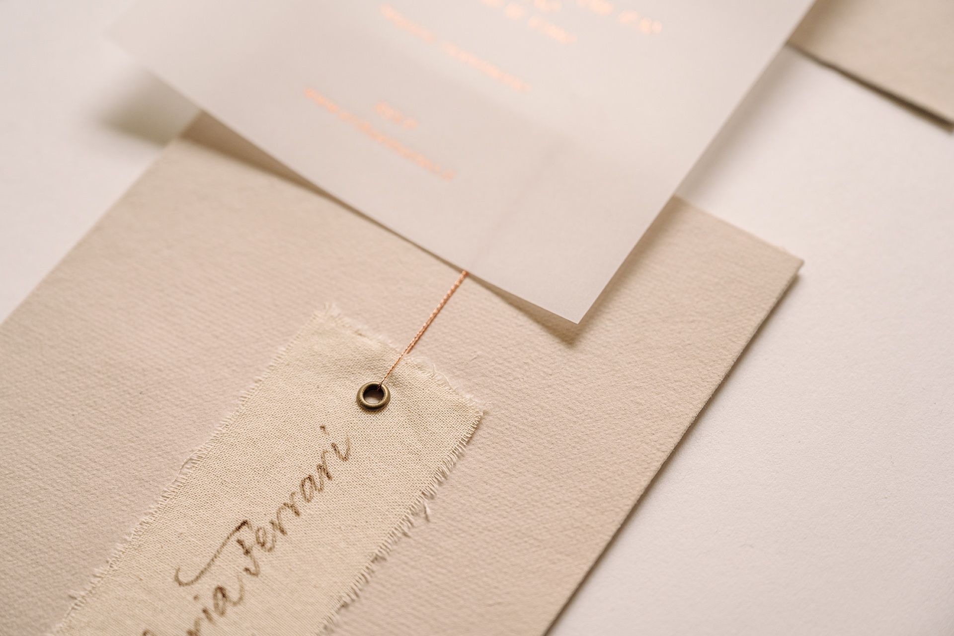 tessuto sull'invito tessuto sull'invito