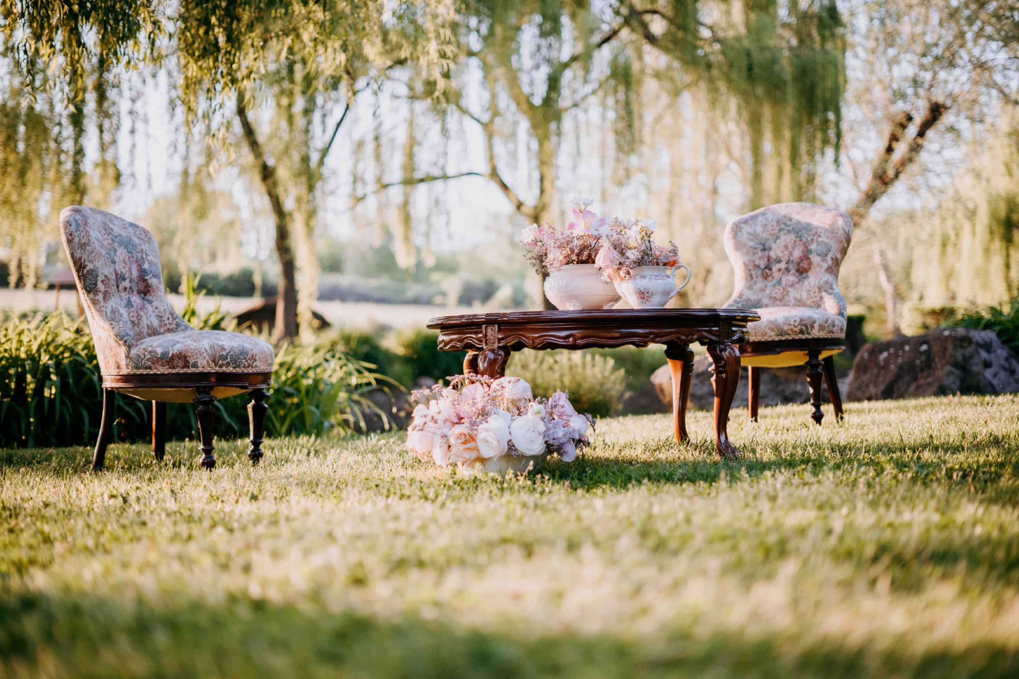 corner lounge wedding