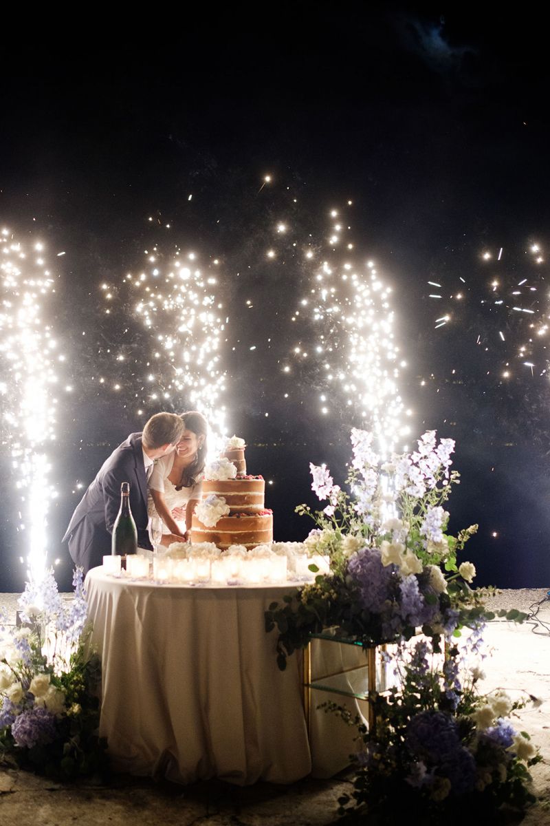 wedding cake moment wedding cake moment