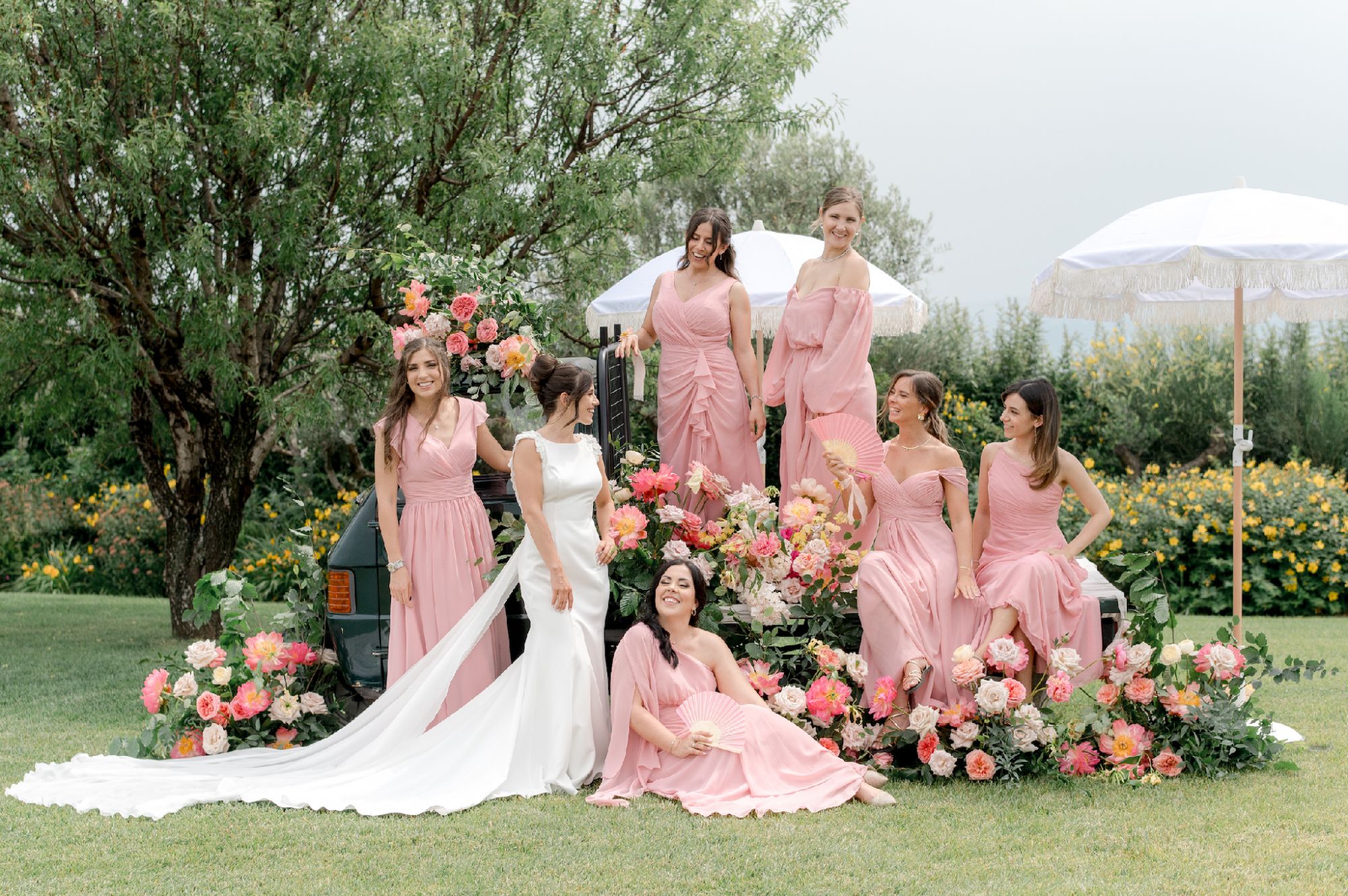 brides and bridemaids - valeria ferrari